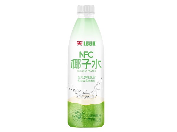 椰子水1L